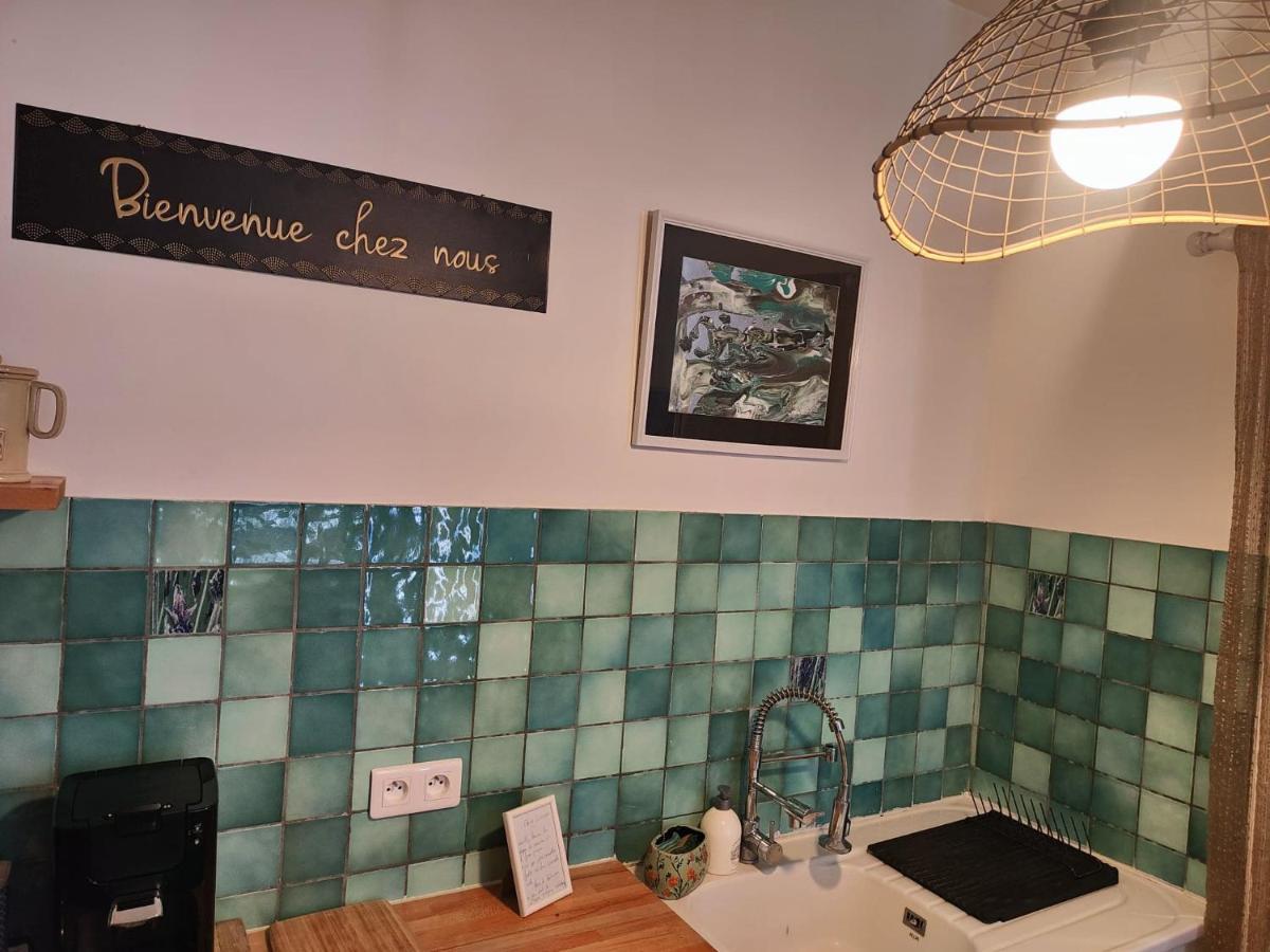 L'Empire D'Essences Appartement Valreas Ngoại thất bức ảnh