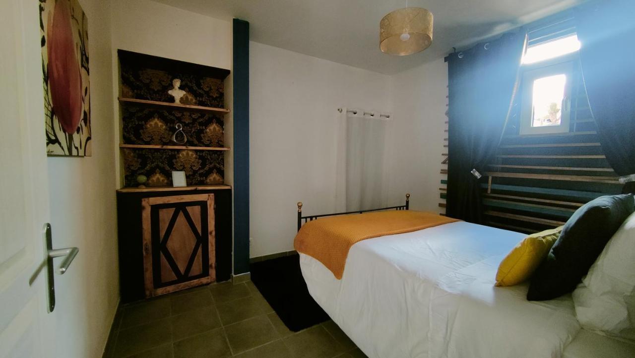L'Empire D'Essences Appartement Valreas Ngoại thất bức ảnh